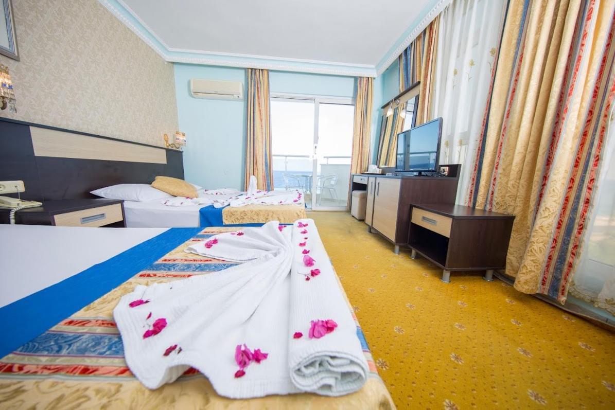 First Class Hotel Alanya Esterno foto