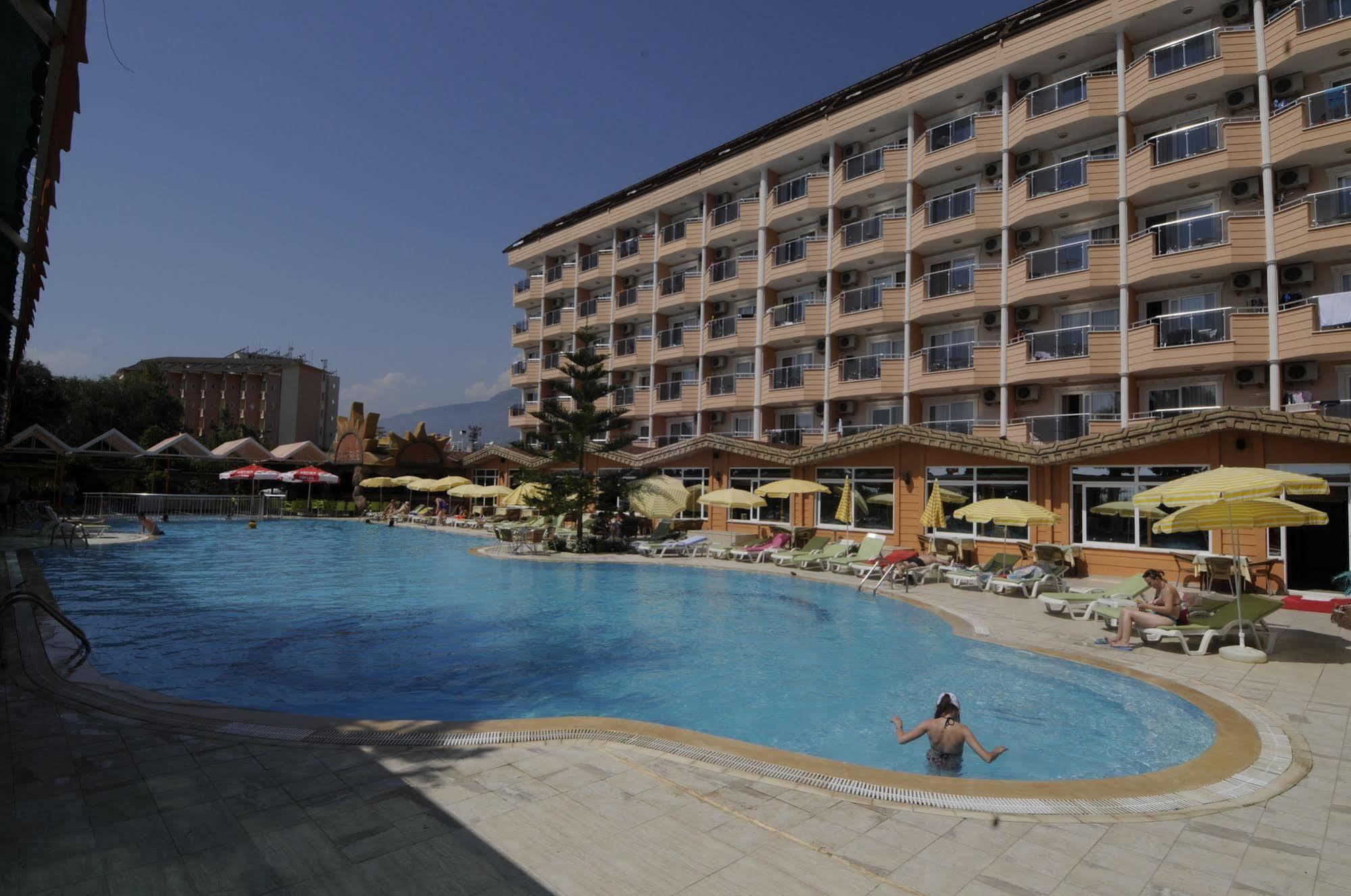 First Class Hotel Alanya Esterno foto