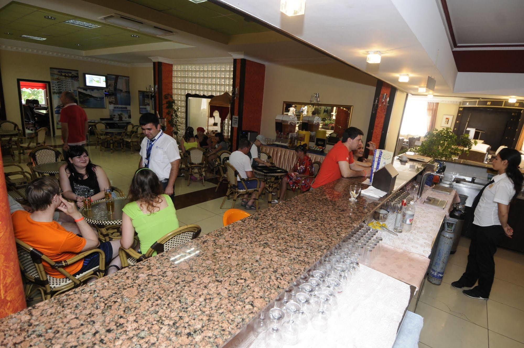 First Class Hotel Alanya Esterno foto